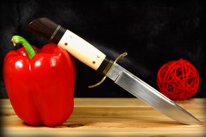 Сравнительные характеристики хороших сплавов для ножа